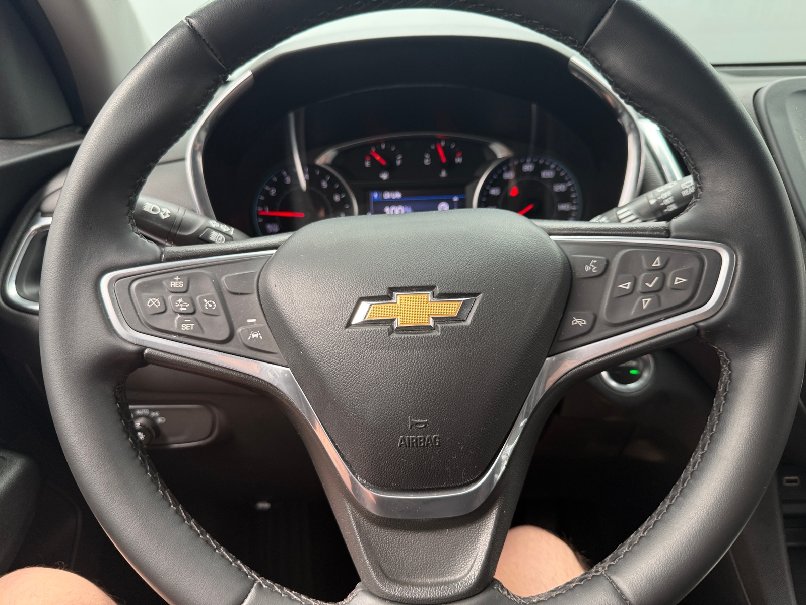 Thumbnail: 2023 Chevrolet Equinox - 5