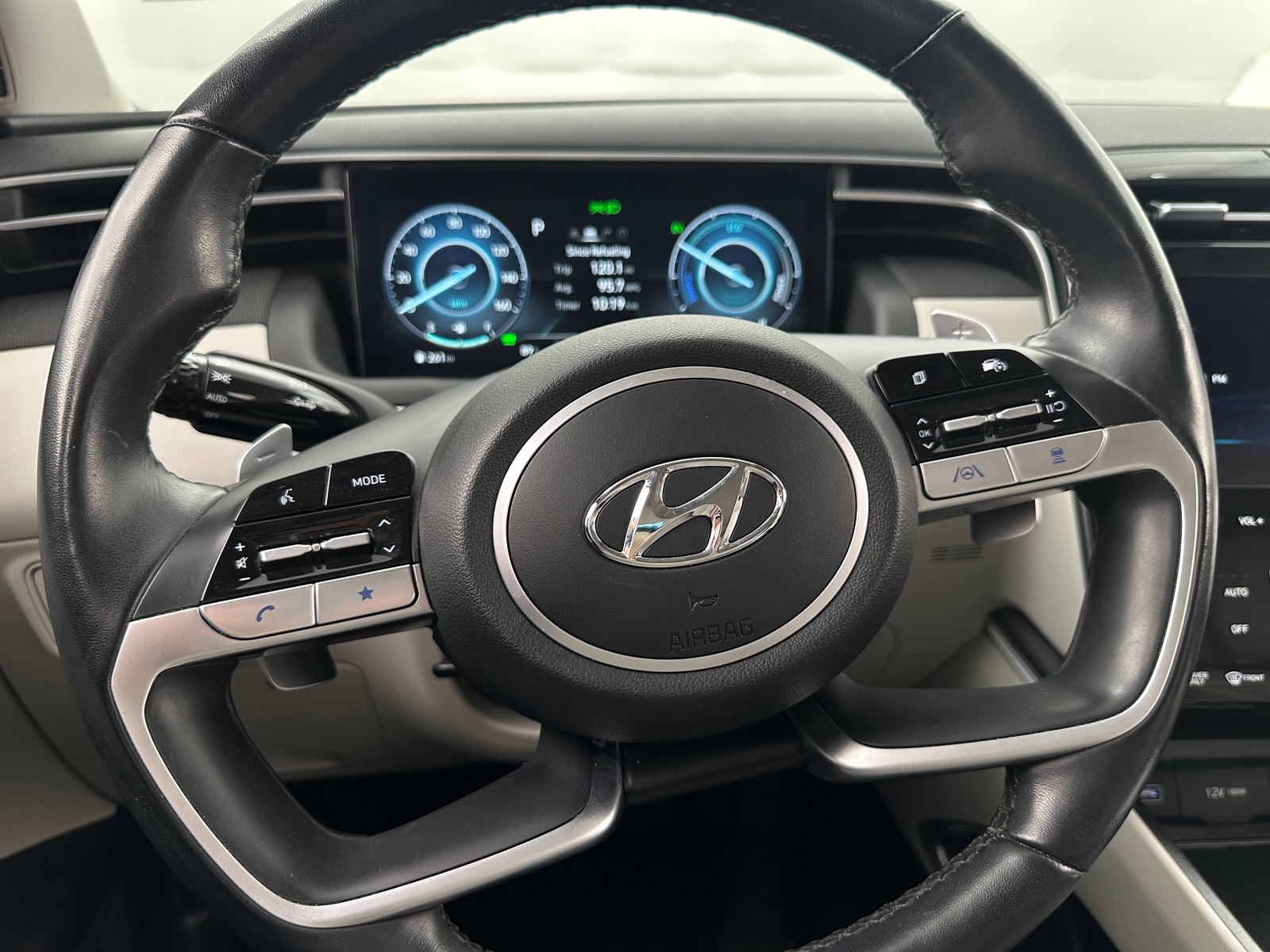Thumbnail: 2024 Hyundai Tucson - 4