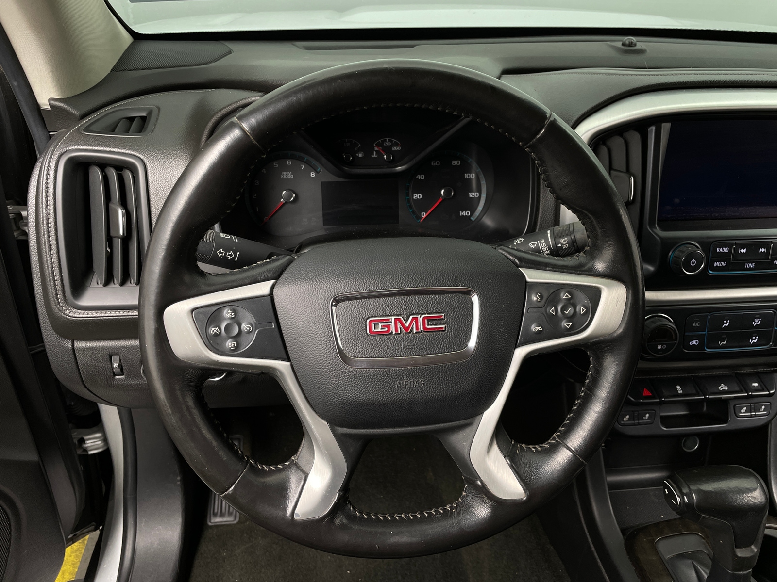 Thumbnail: 2017 GMC Canyon - 4
