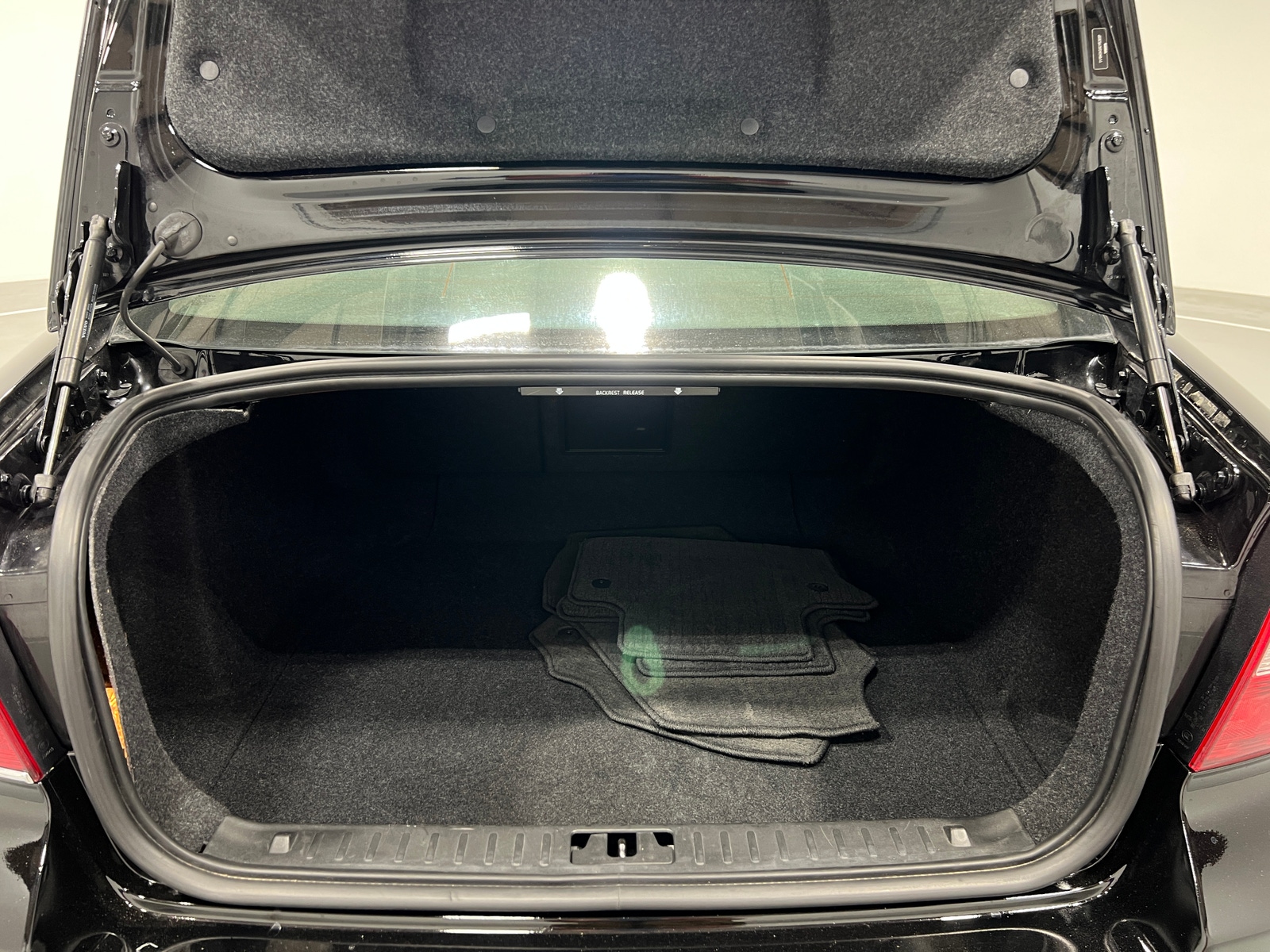 Thumbnail: 2012 Volvo S80 - 6