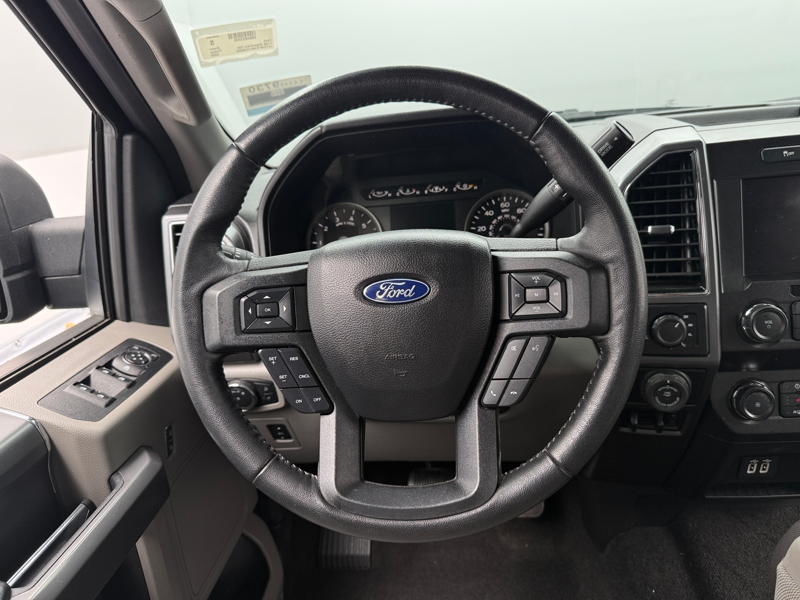 Thumbnail: 2020 Ford Econoline - 5