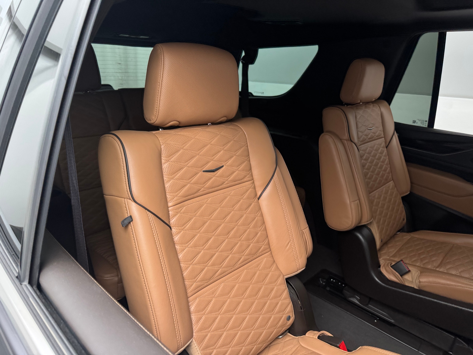 Thumbnail: 2022 Cadillac Escalade - 5