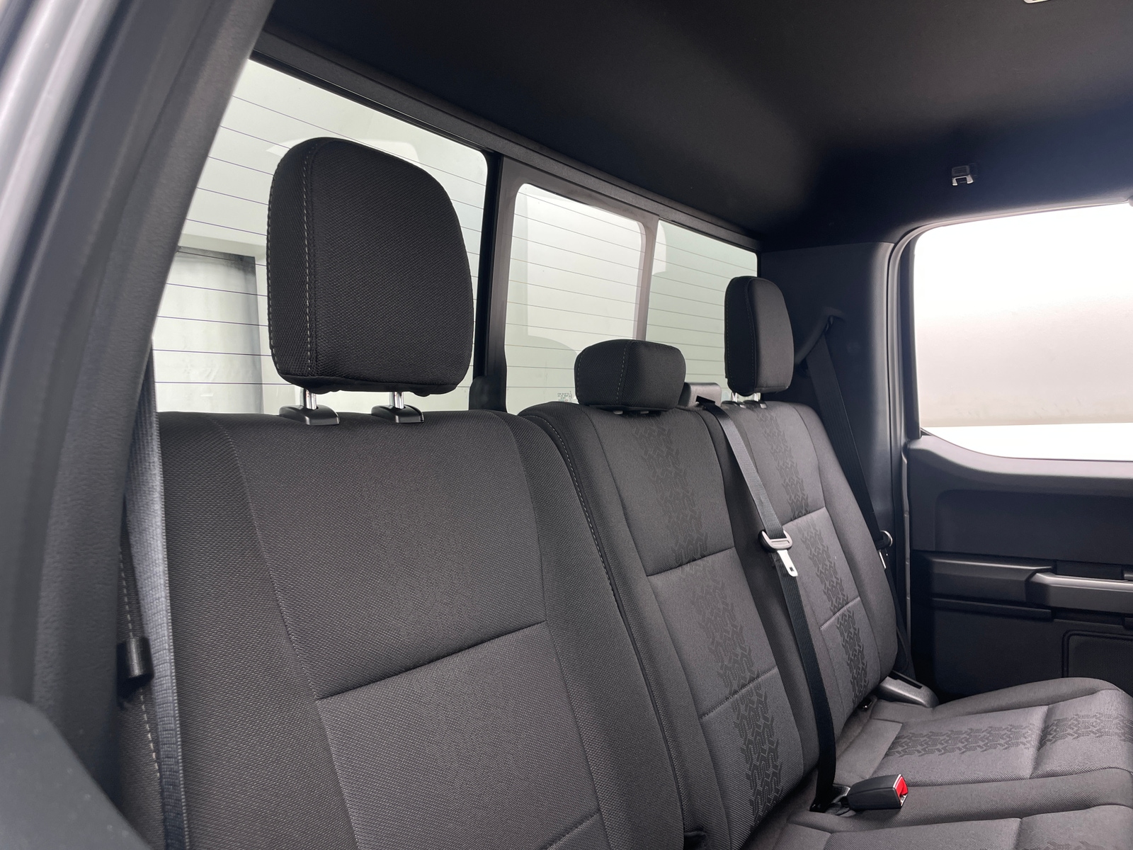 Thumbnail: 2020 Ford Econoline - 6