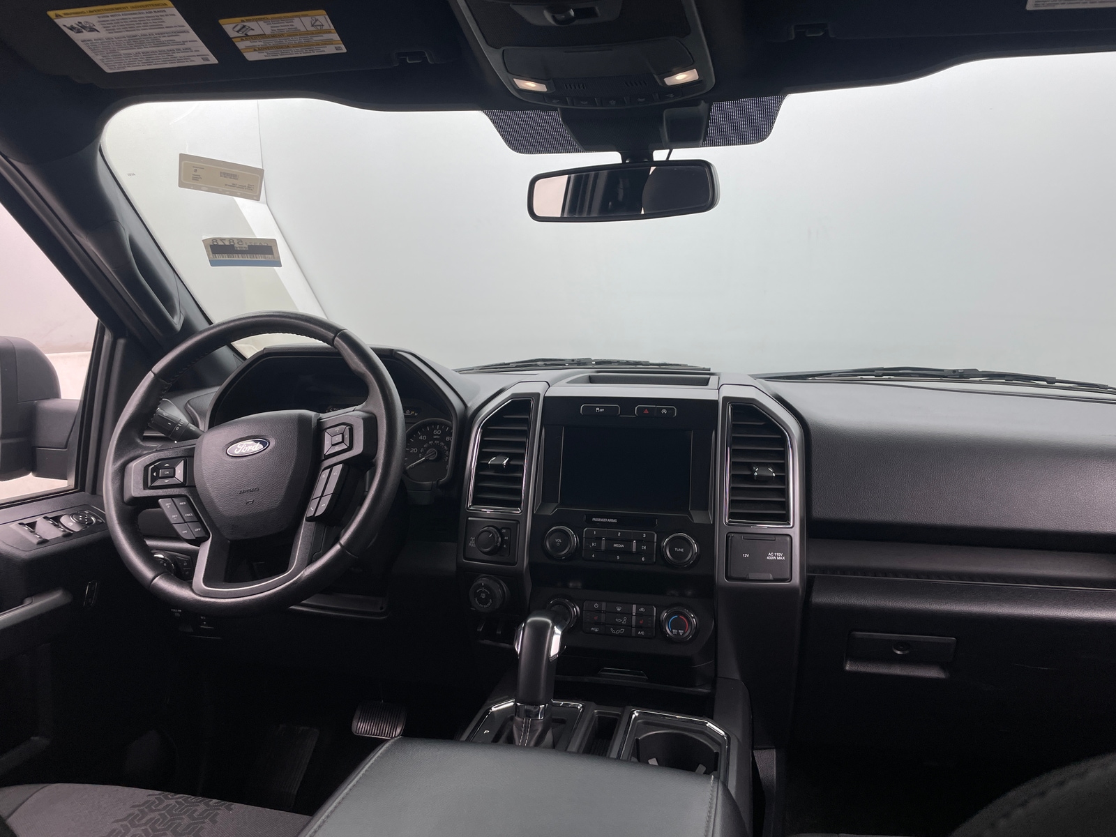 Thumbnail: 2020 Ford Econoline - 3