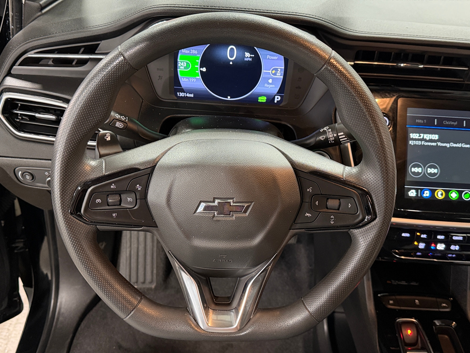 Thumbnail: 2023 Chevrolet Bolt EUV - 5