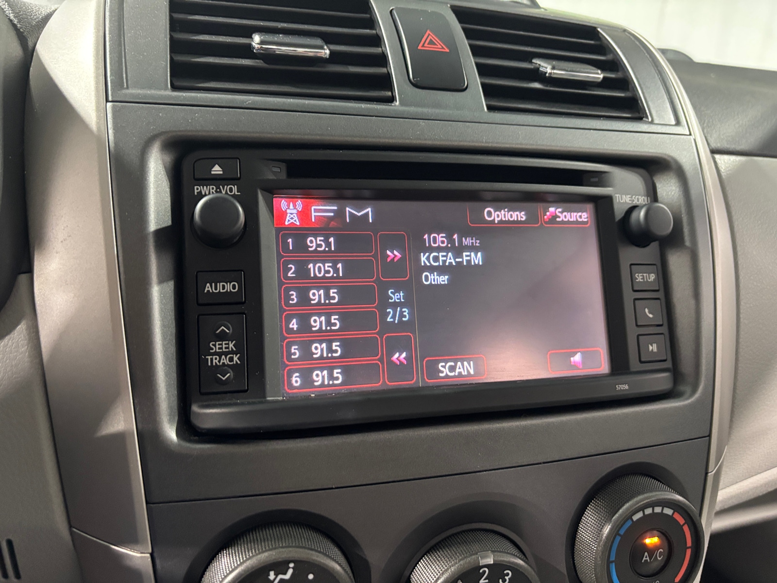 Thumbnail: 2013 Toyota Corolla - 4