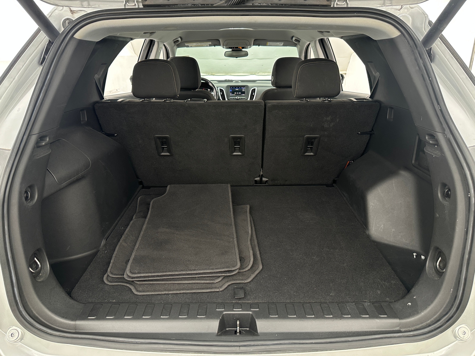 Thumbnail: 2021 Chevrolet Equinox - 7