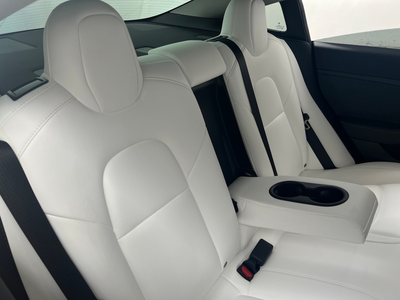 Thumbnail: 2022 Tesla Model 3 - 5