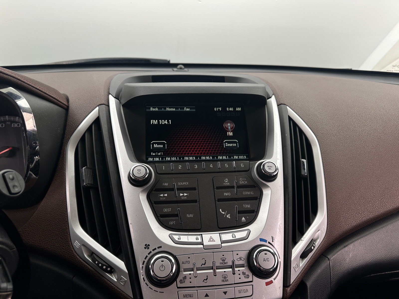 Thumbnail: 2015 GMC Terrain - 3