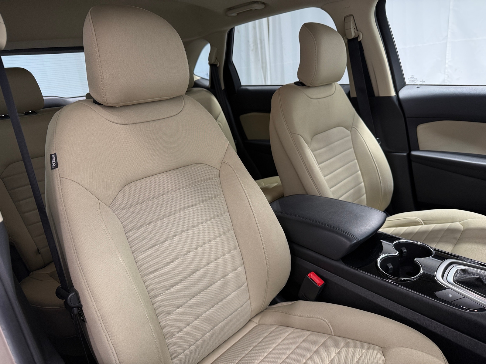 Thumbnail: 2017 Ford Edge - 2