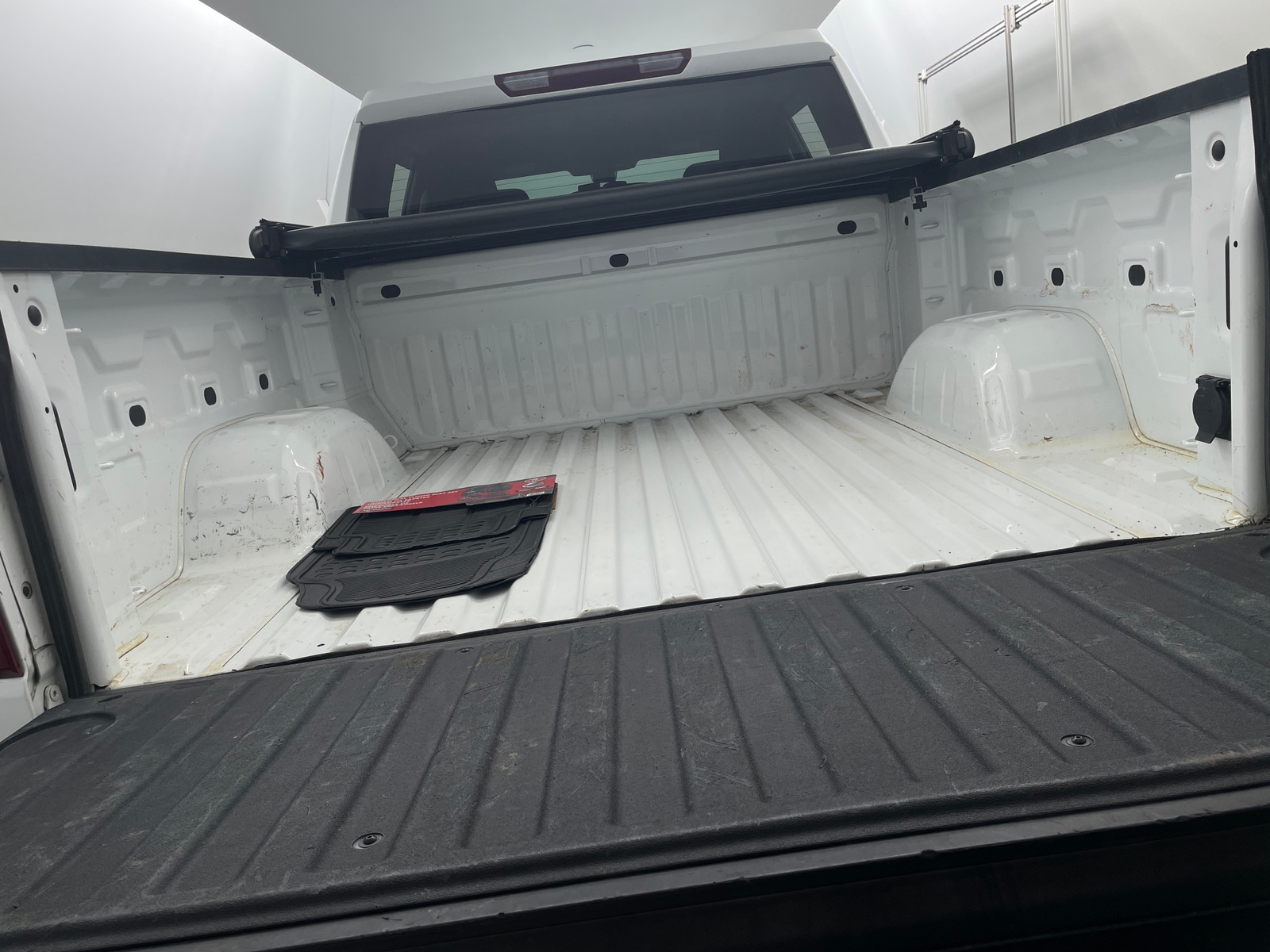 Thumbnail: 2021 Chevrolet Silverado 1500 - 7