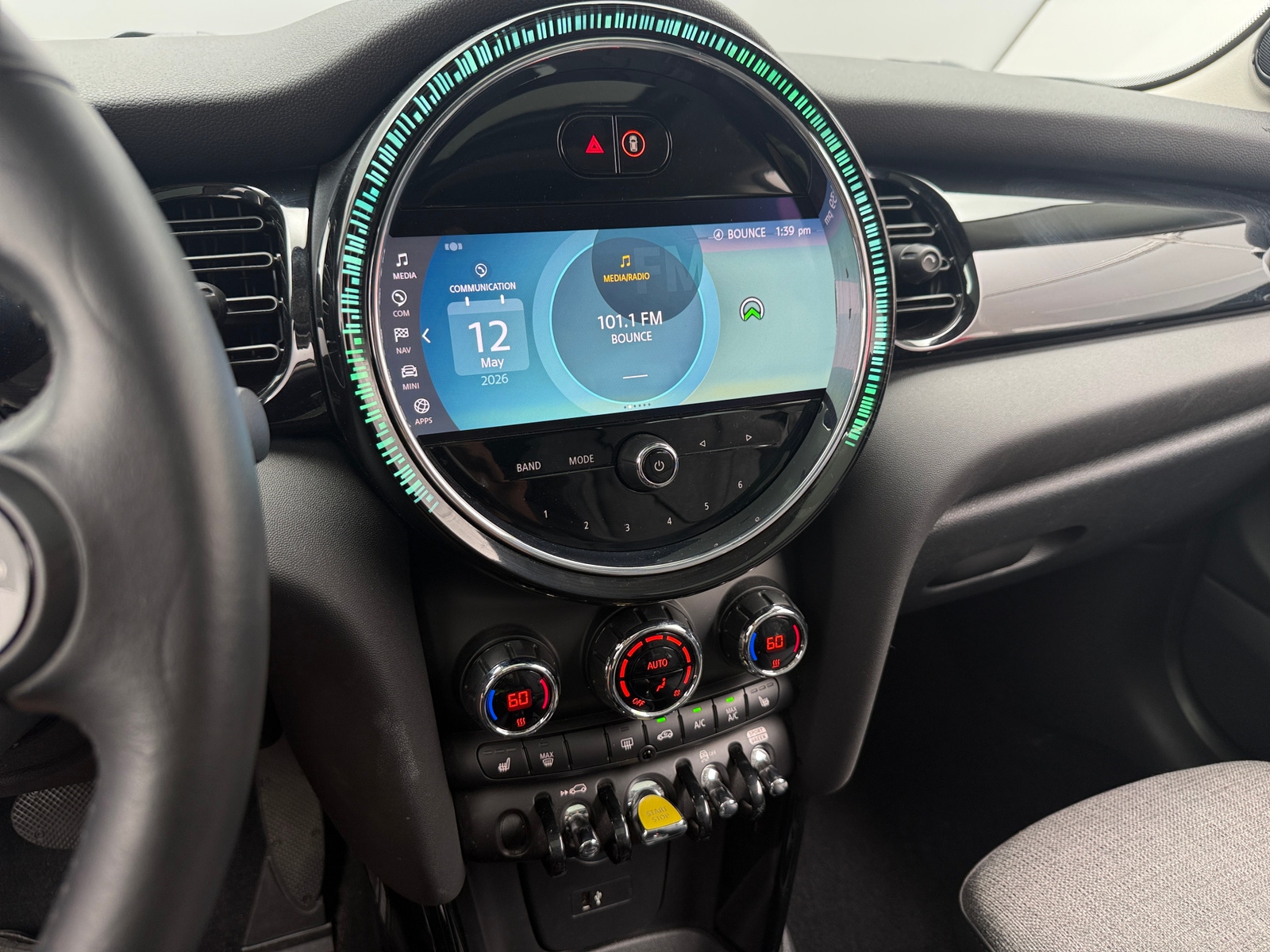 Thumbnail: 2023 MINI Cooper Hardtop - 3