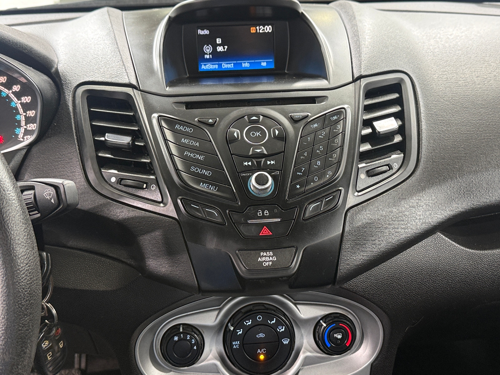 Thumbnail: 2019 Ford Fiesta - 4