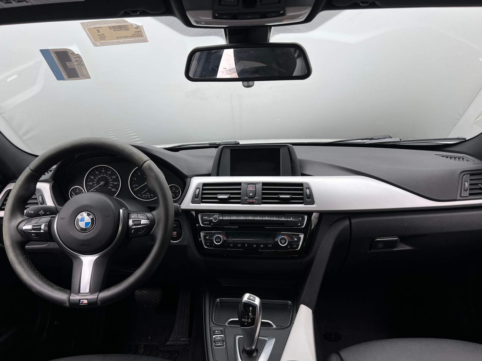Thumbnail: 2016 BMW 3 Series - 2