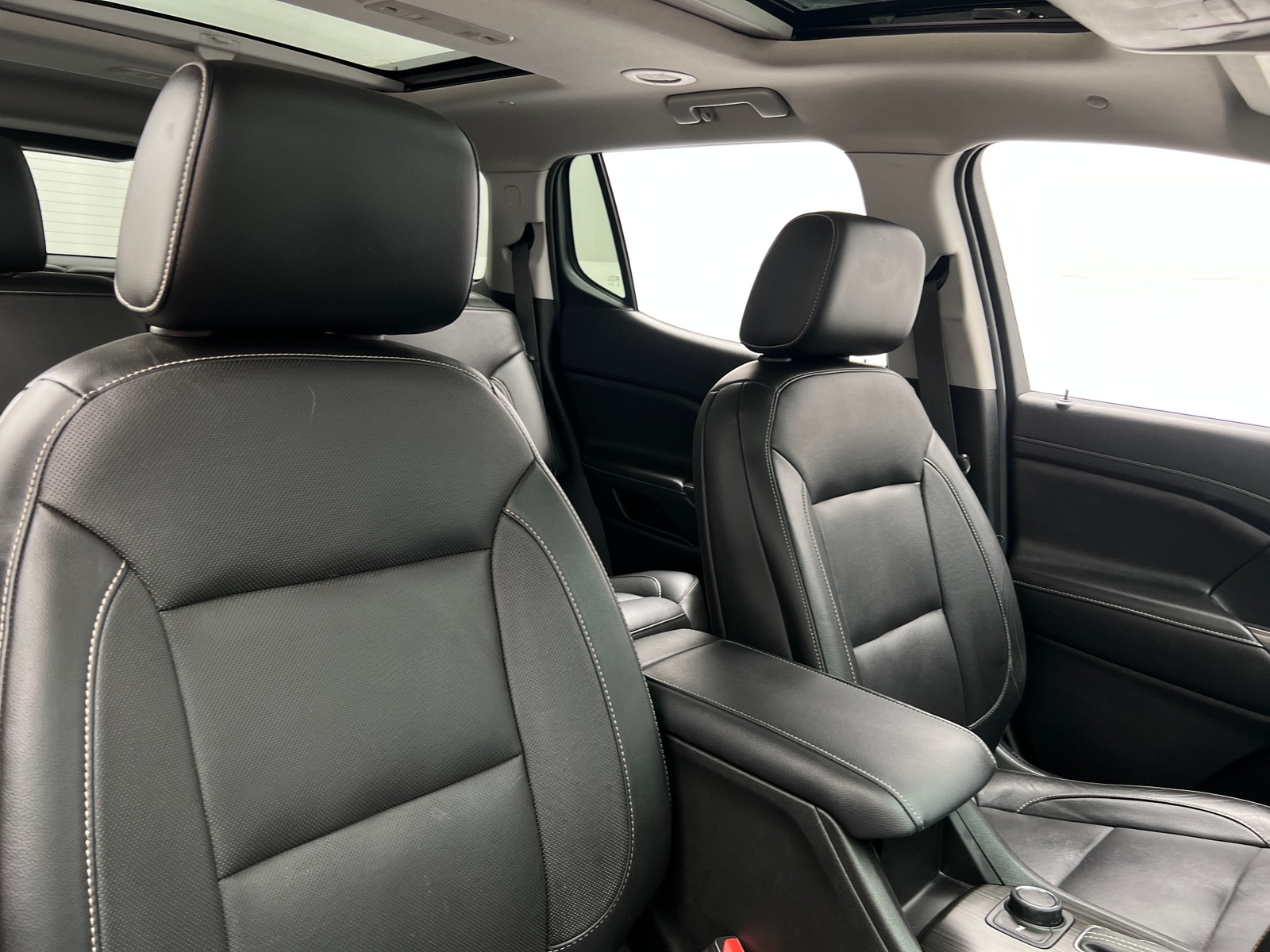 Thumbnail: 2019 GMC Acadia - 2