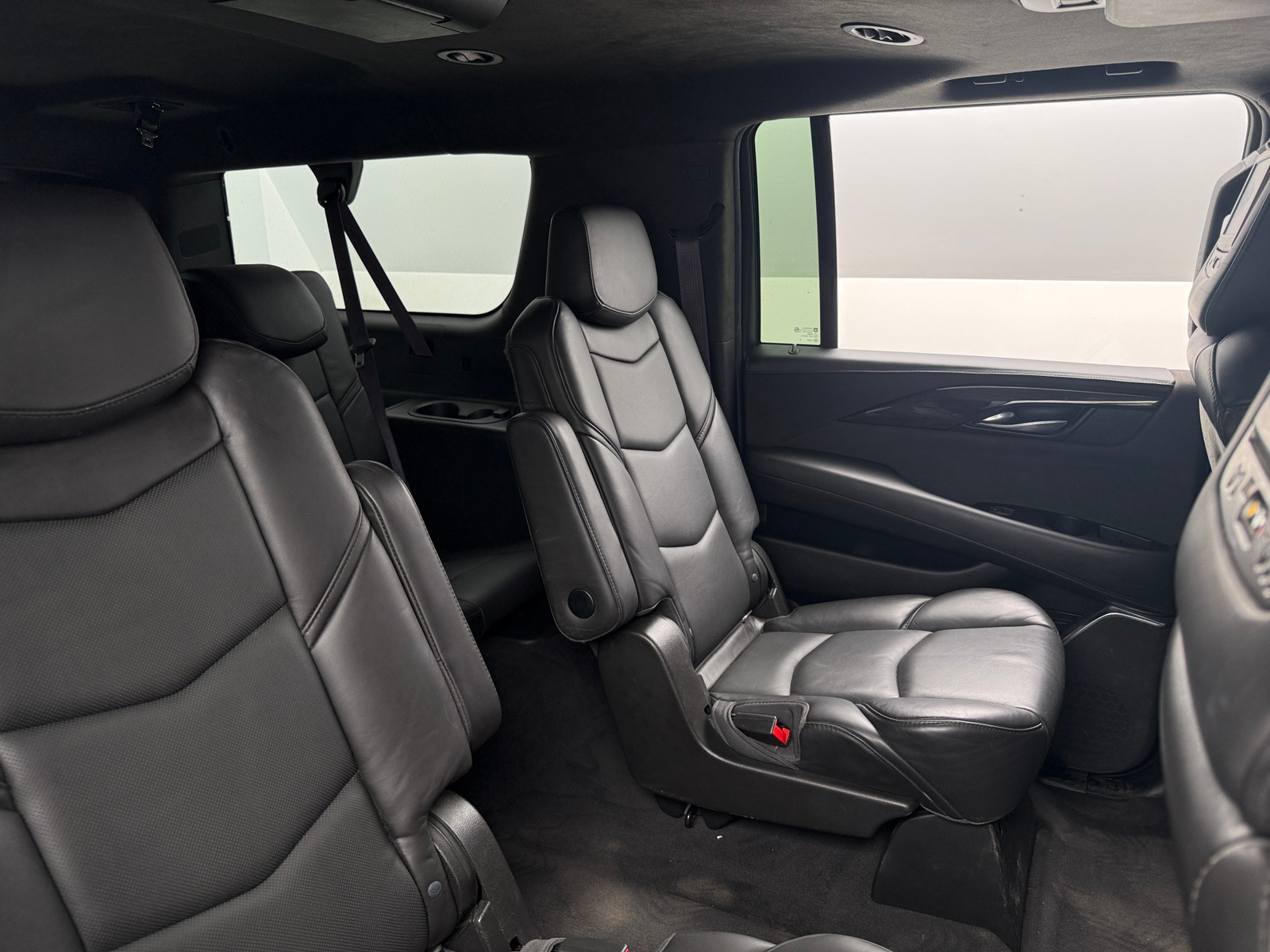 Thumbnail: 2016 Cadillac Escalade - 5