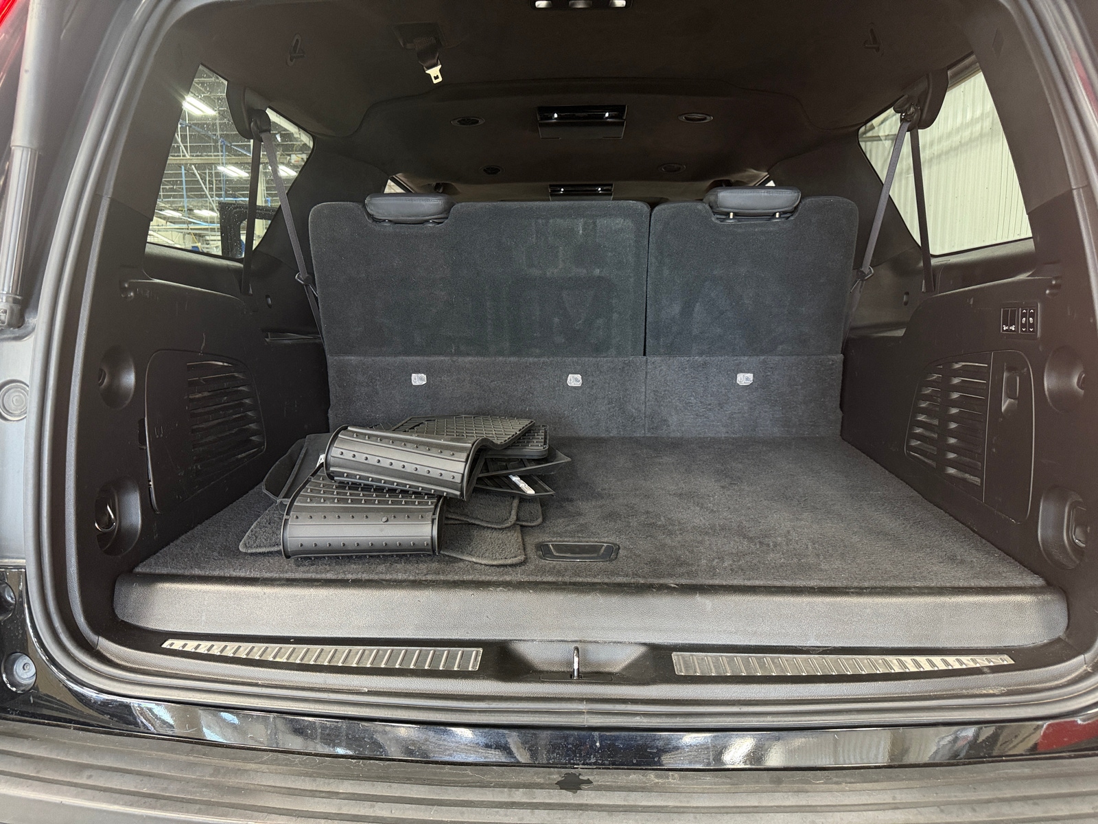 Thumbnail: 2016 Cadillac Escalade - 6