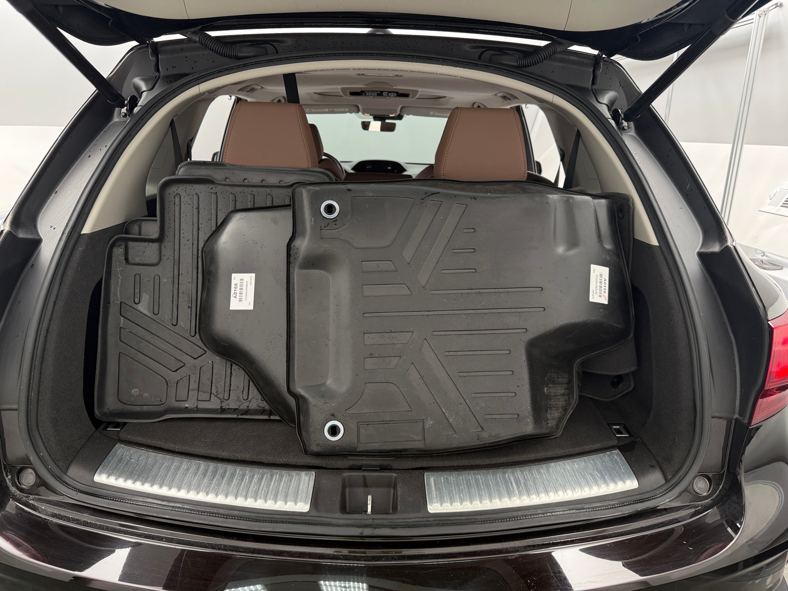 Thumbnail: 2017 Acura MDX - 6