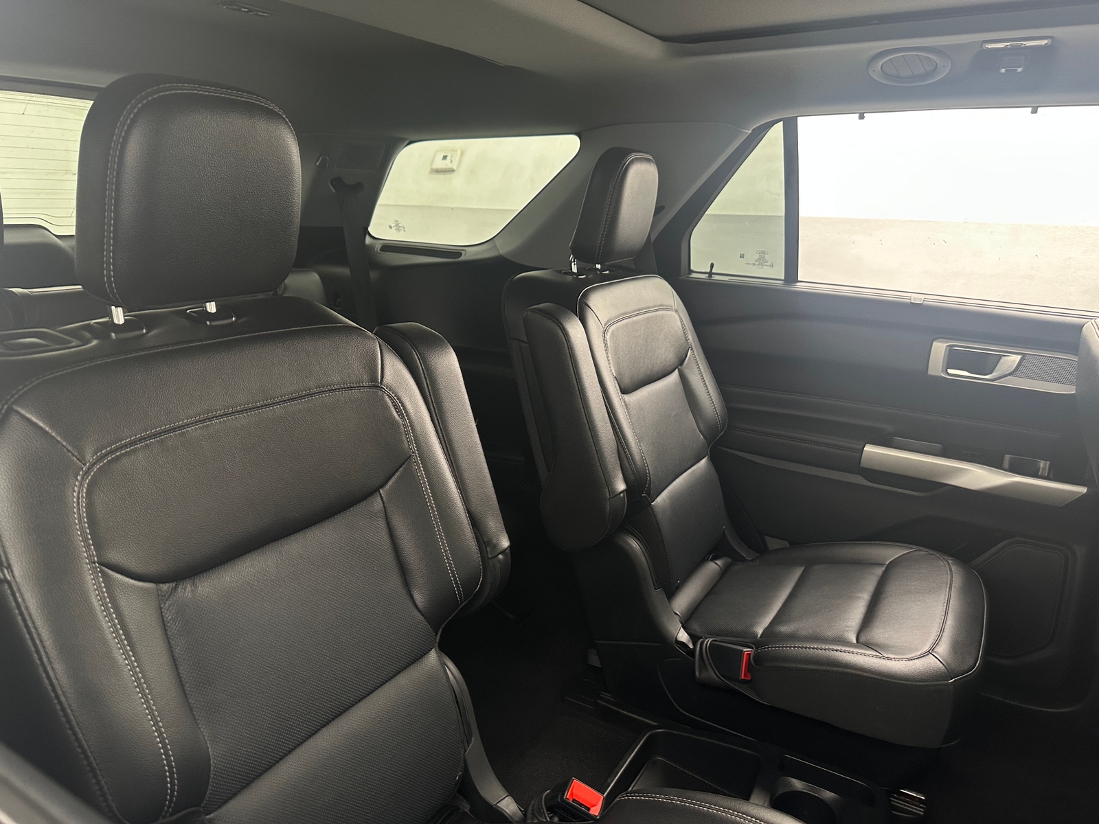 Thumbnail: 2021 Ford Explorer - 5
