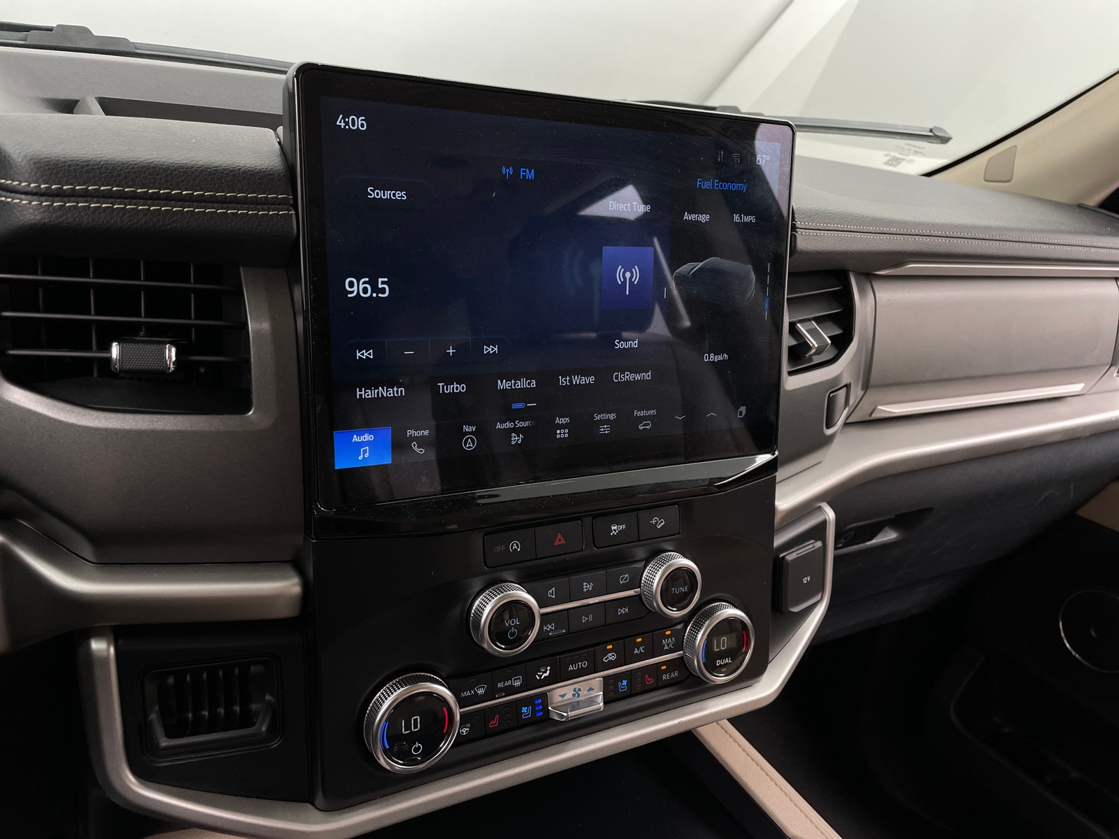 Thumbnail: 2024 Ford Expedition MAX - 3