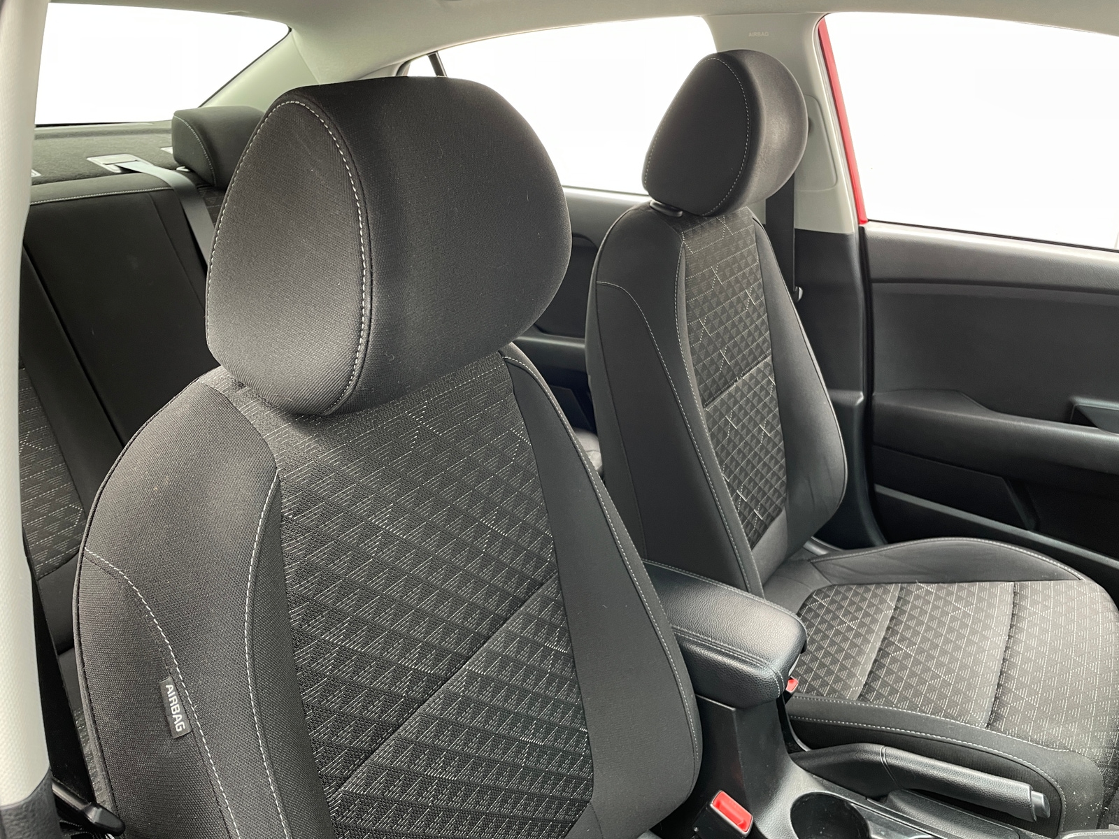 Thumbnail: 2018 Kia Rio - 2