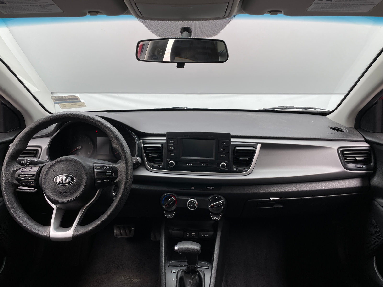 Thumbnail: 2018 Kia Rio - 3