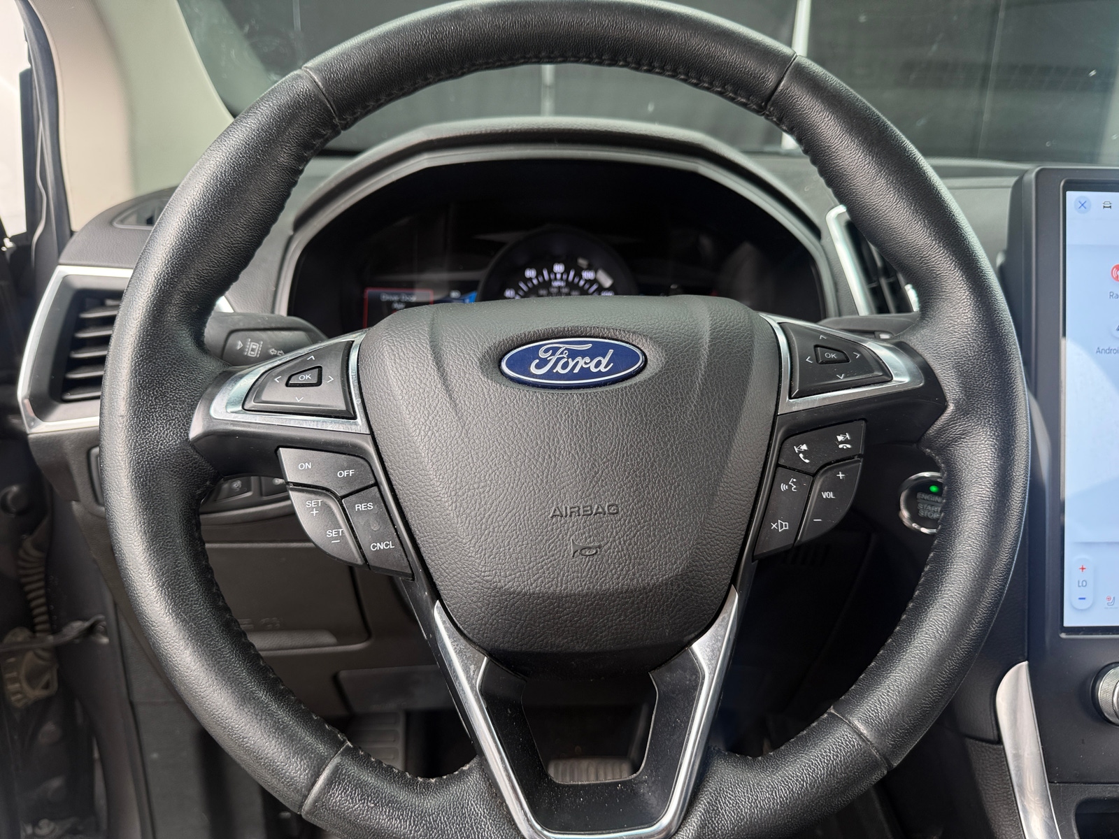 Thumbnail: 2022 Ford Edge - 4
