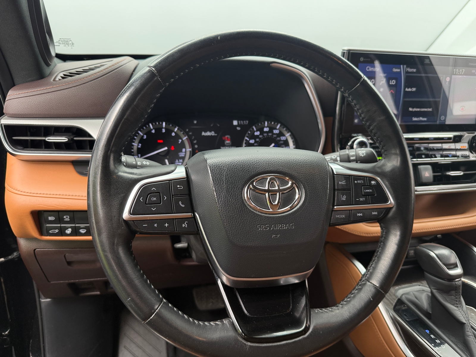 Thumbnail: 2020 Toyota Highlander - 4