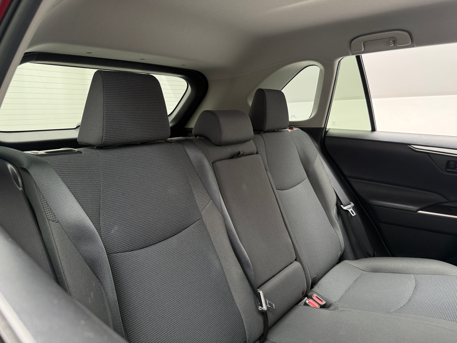 Thumbnail: 2019 Toyota RAV4 - 6