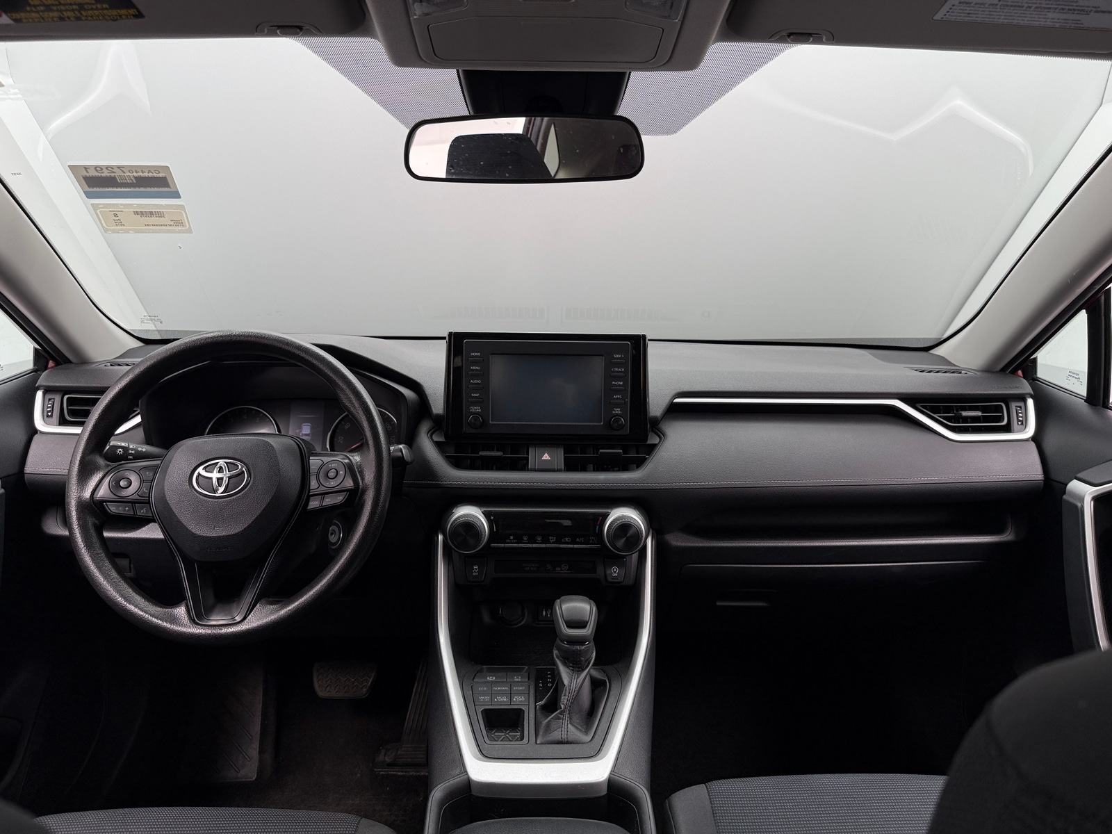 Thumbnail: 2019 Toyota RAV4 - 3