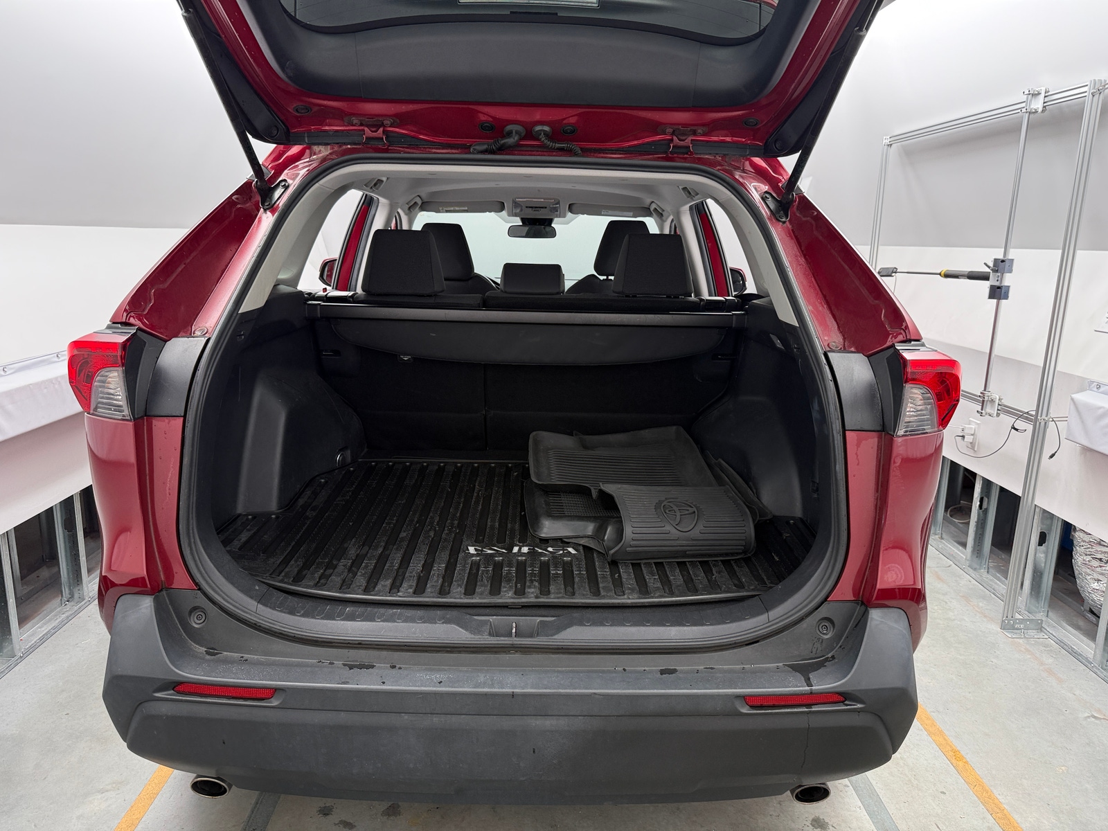 Thumbnail: 2019 Toyota RAV4 - 7