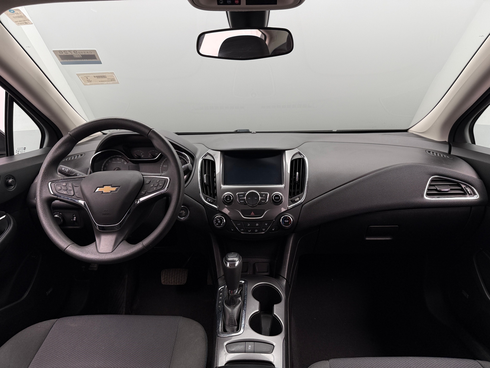 Thumbnail: 2017 Chevrolet Cruze - 3