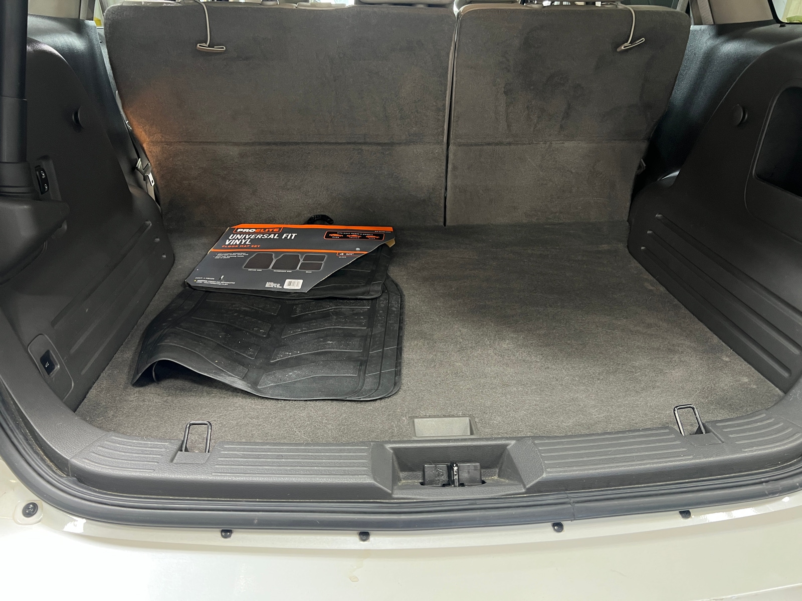 Thumbnail: 2013 Ford Edge - 6