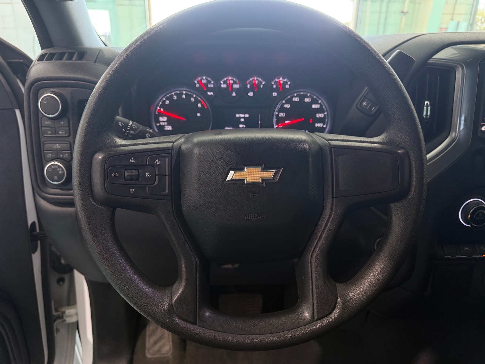 Thumbnail: 2024 Chevrolet Silverado 1500 - 5