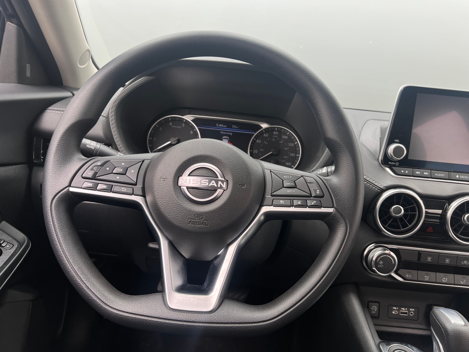 Thumbnail: 2025 Nissan Sentra - 5