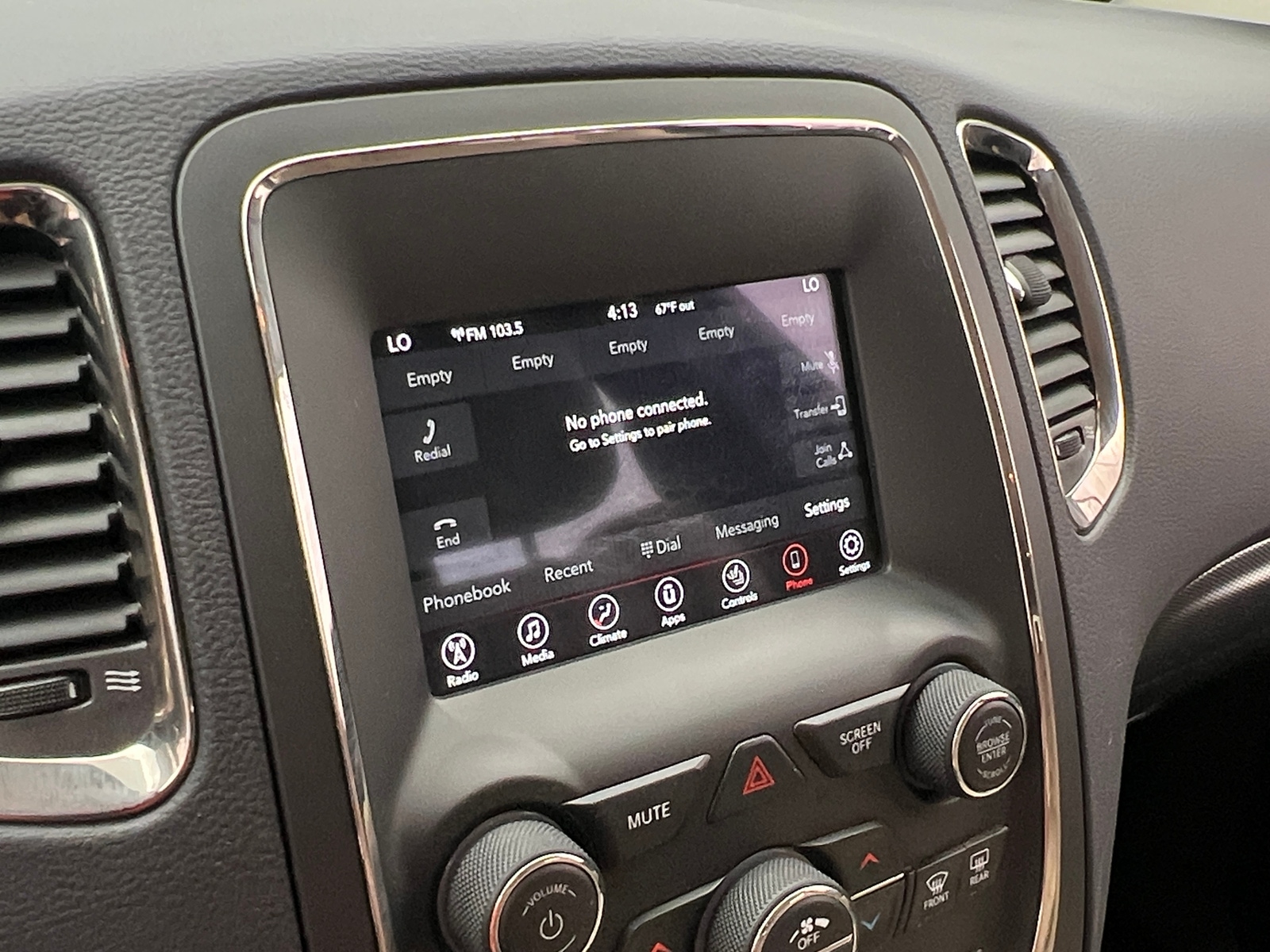 Thumbnail: 2019 Dodge Durango - 3