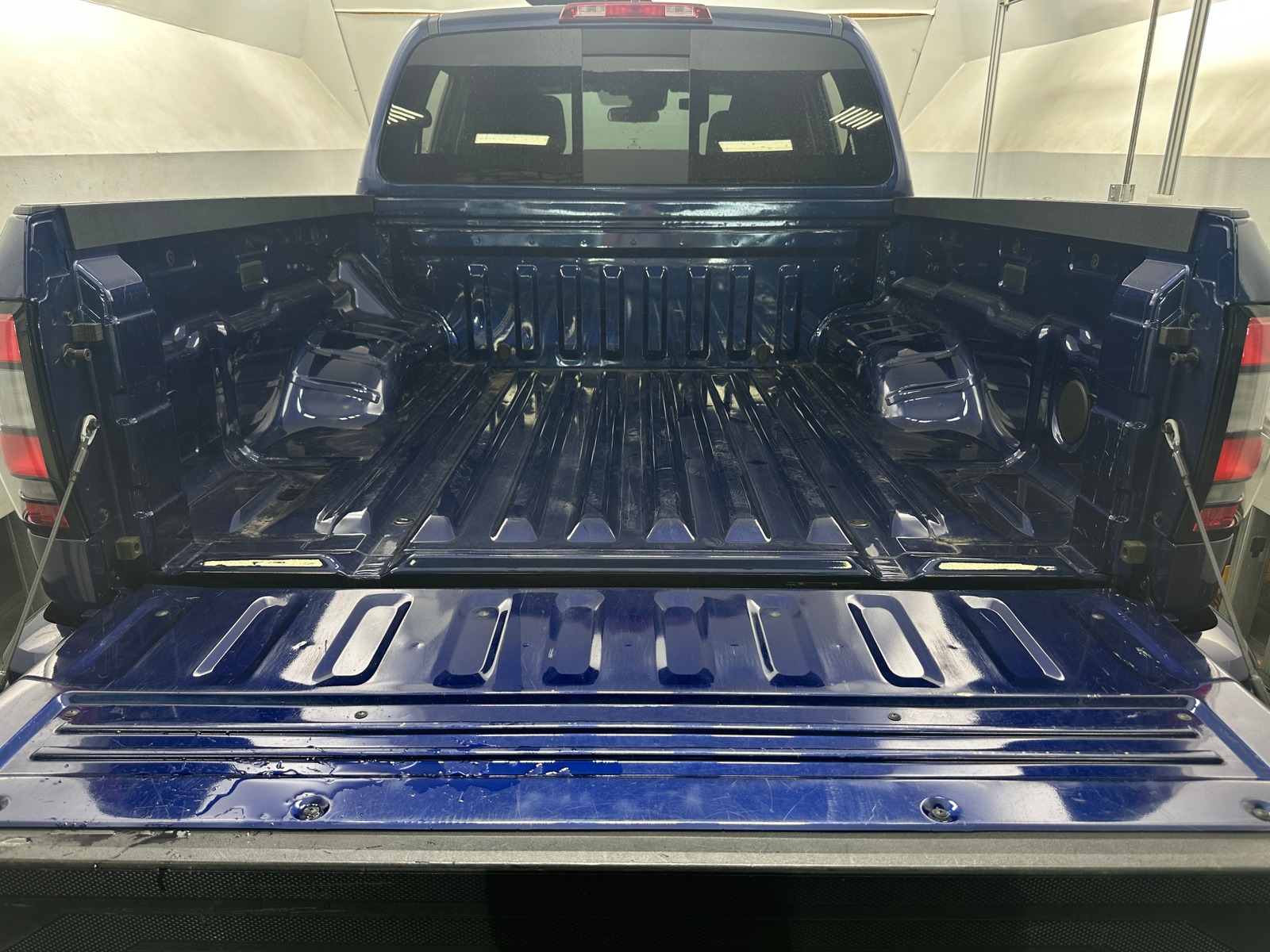 Thumbnail: 2023 Nissan Frontier - 7