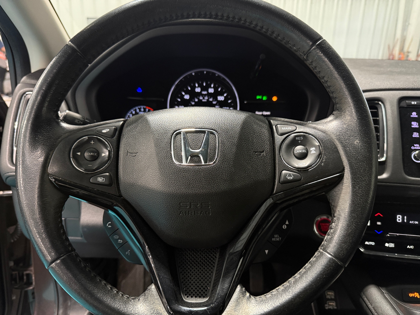 Thumbnail: 2019 Honda HR-V - 4