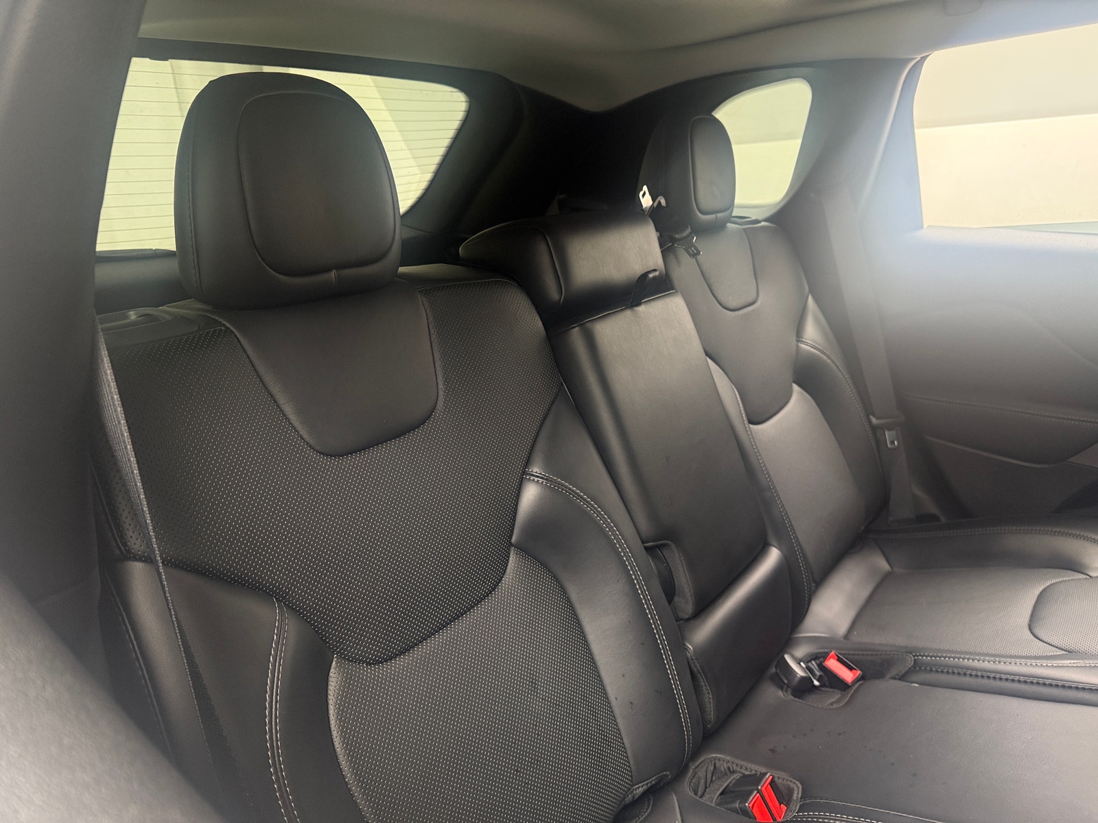Thumbnail: 2021 Jeep Cherokee - 5