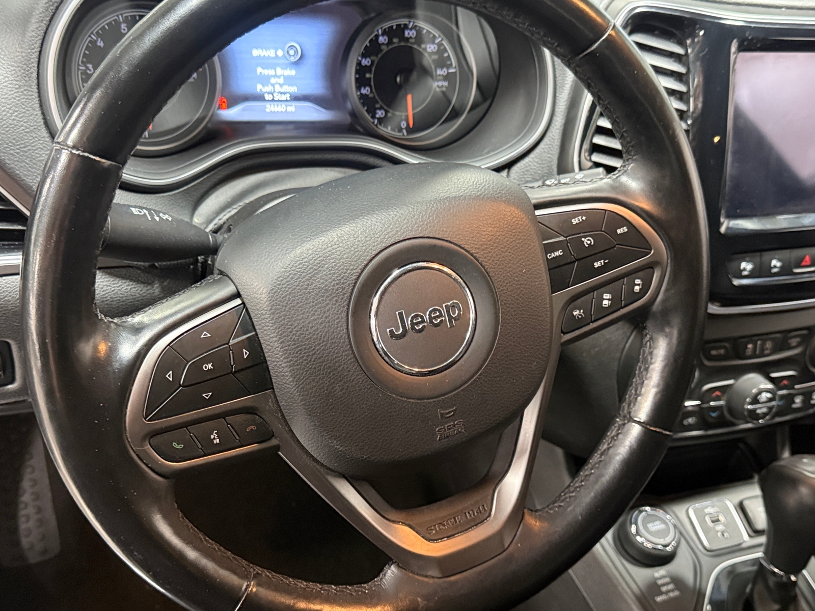 Thumbnail: 2021 Jeep Cherokee - 4