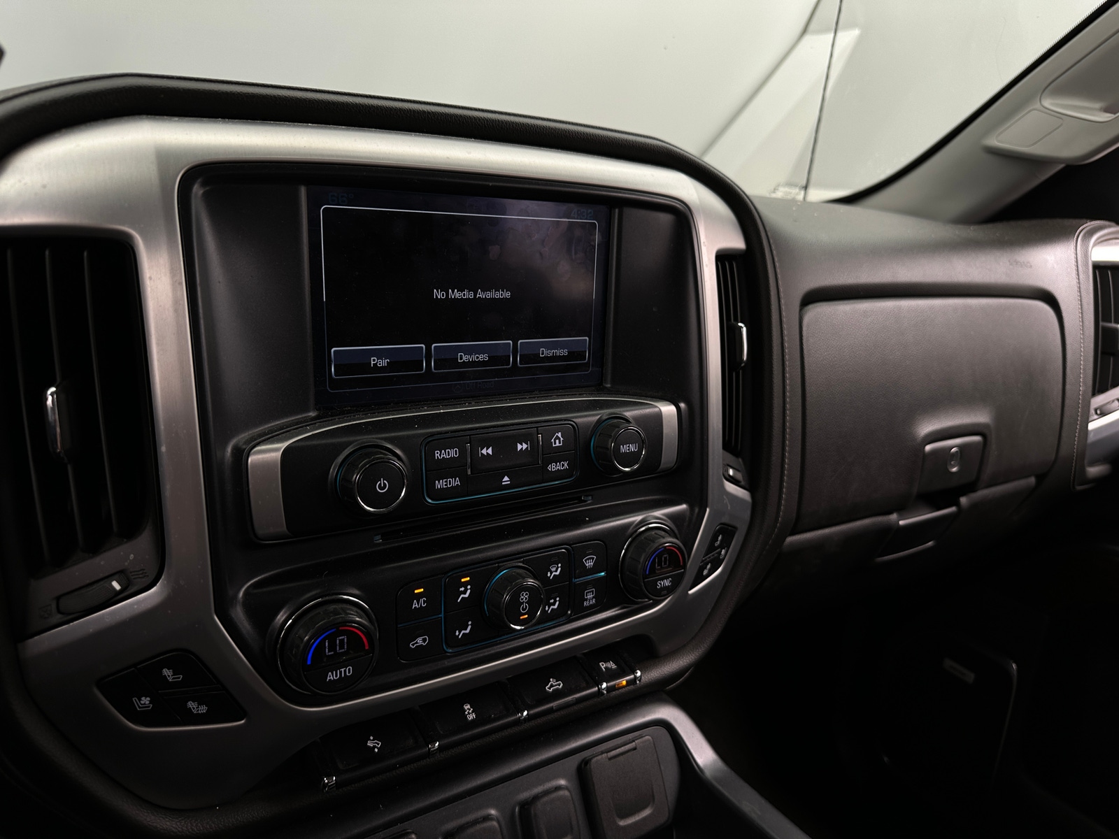 Thumbnail: 2017 GMC Sierra 1500 - 4