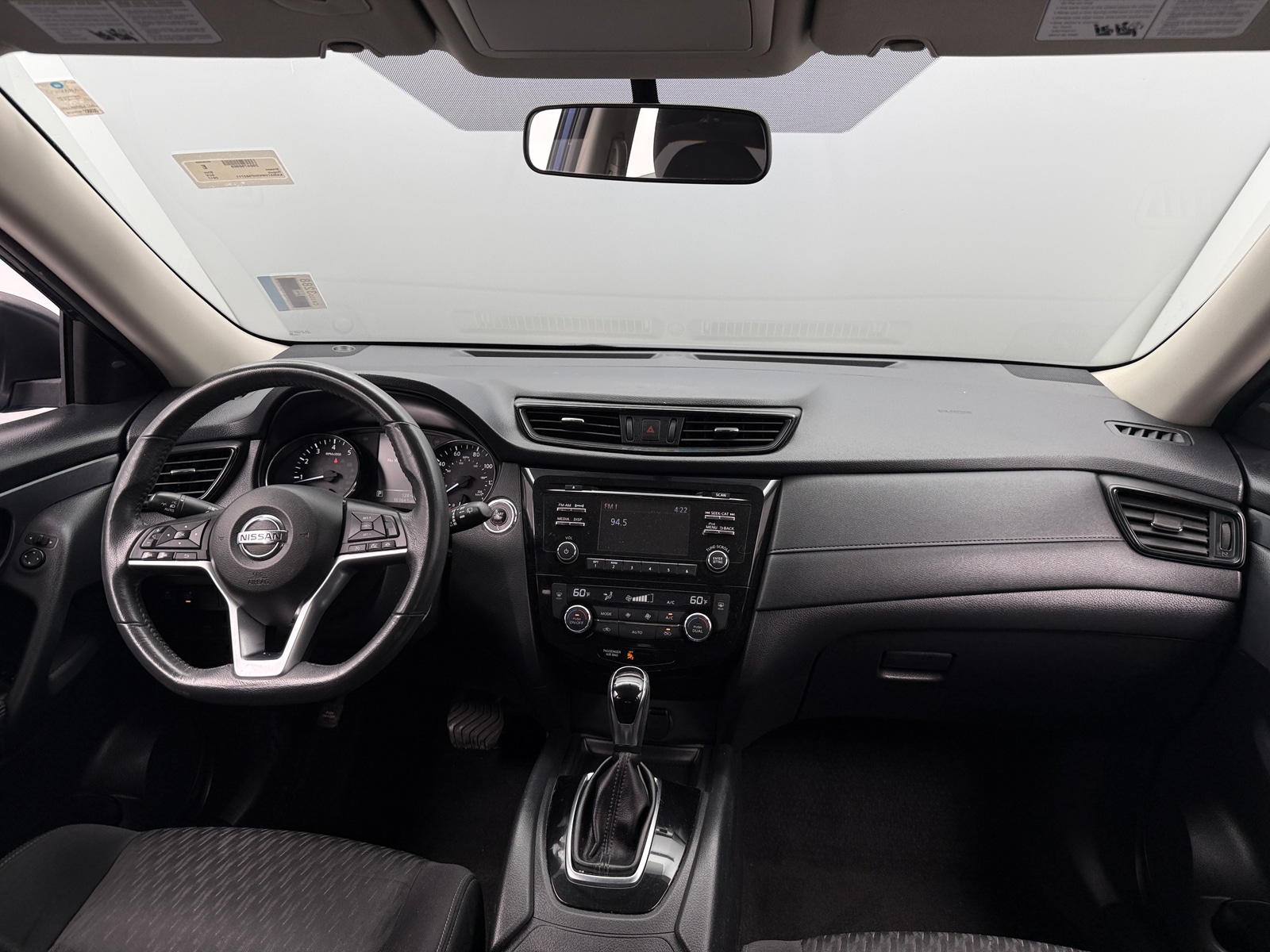 Thumbnail: 2017 Nissan Rogue - 3