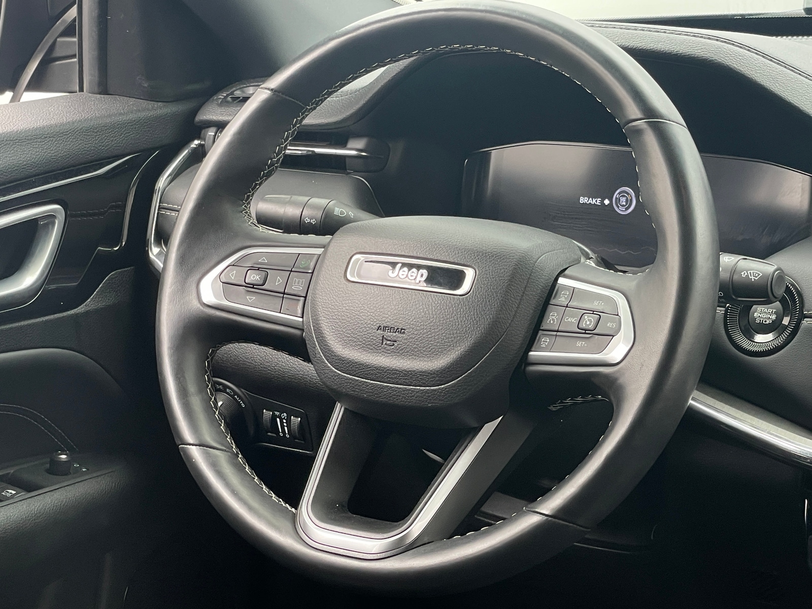 Thumbnail: 2022 Jeep Compass - 4