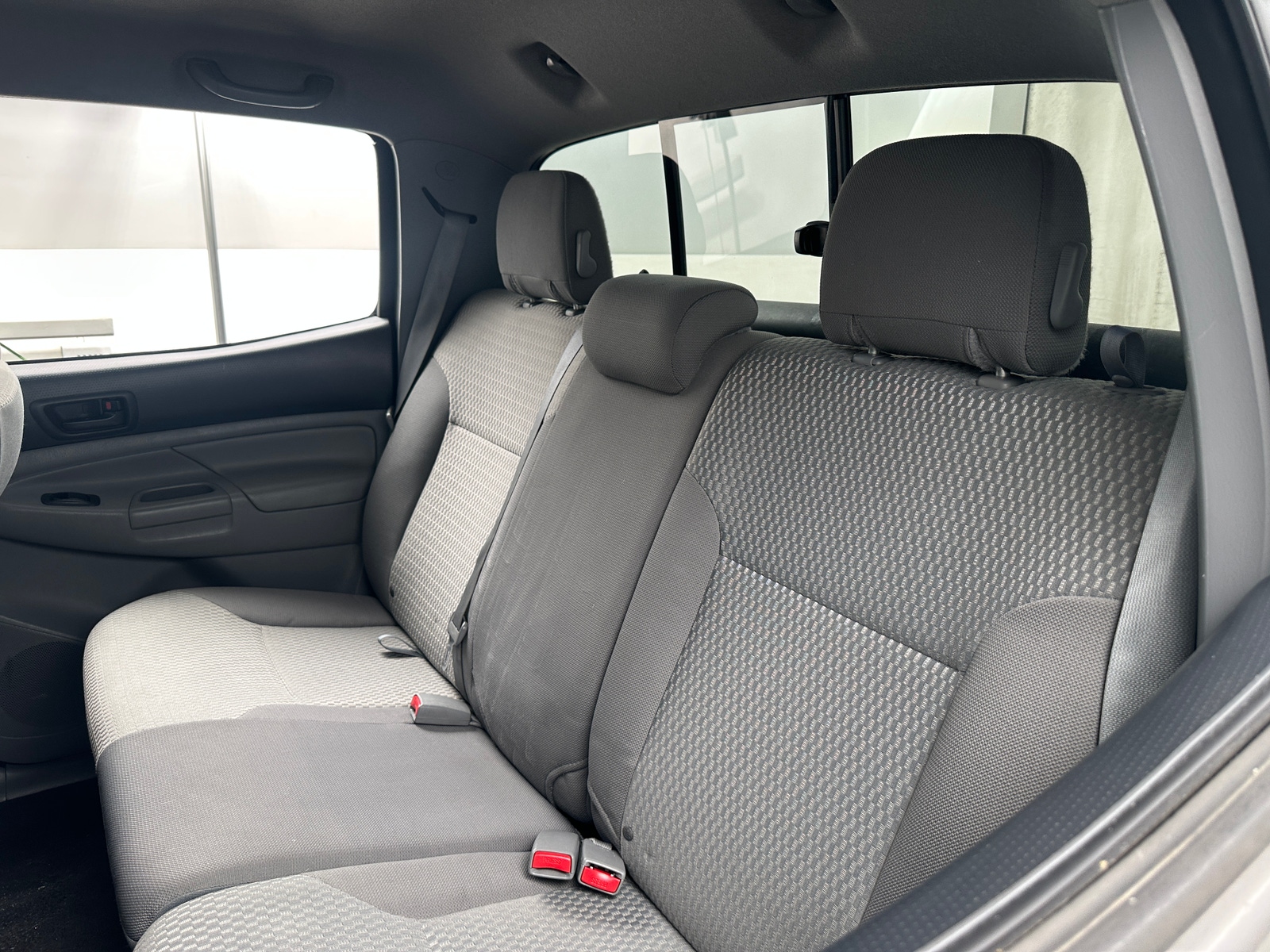 Thumbnail: 2015 Toyota Tacoma - 6