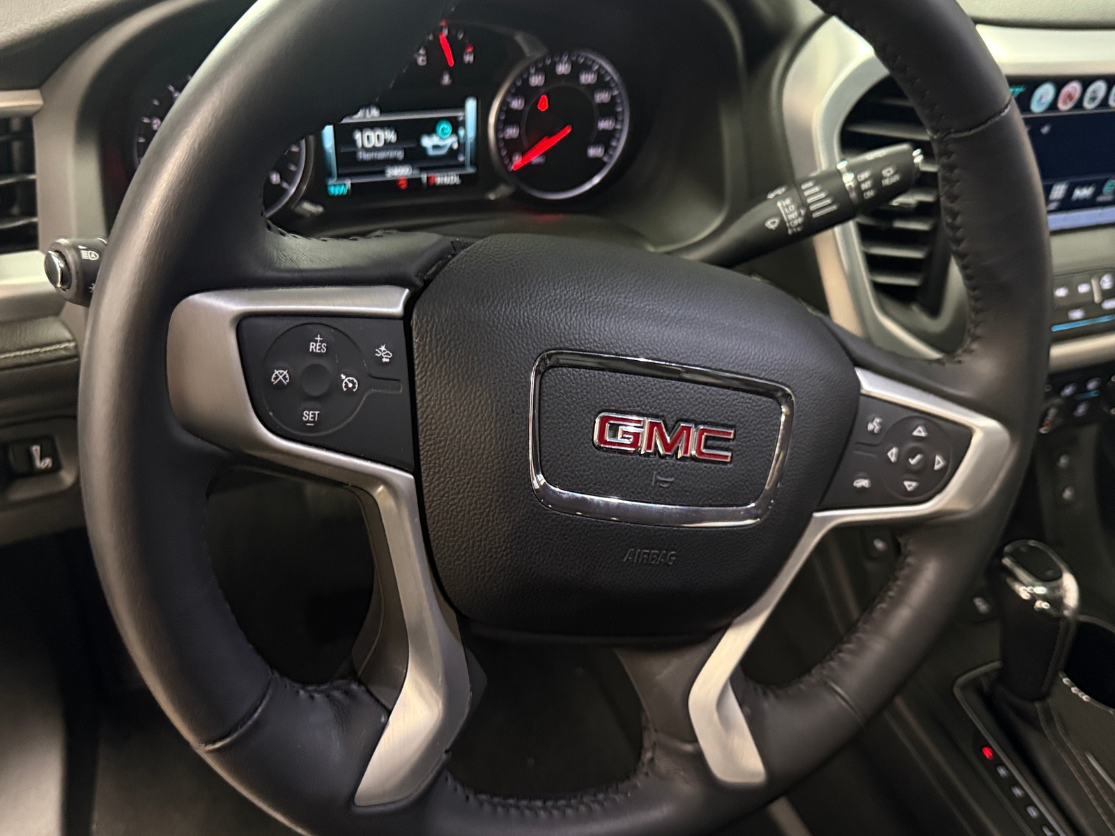 Thumbnail: 2018 GMC Acadia - 4