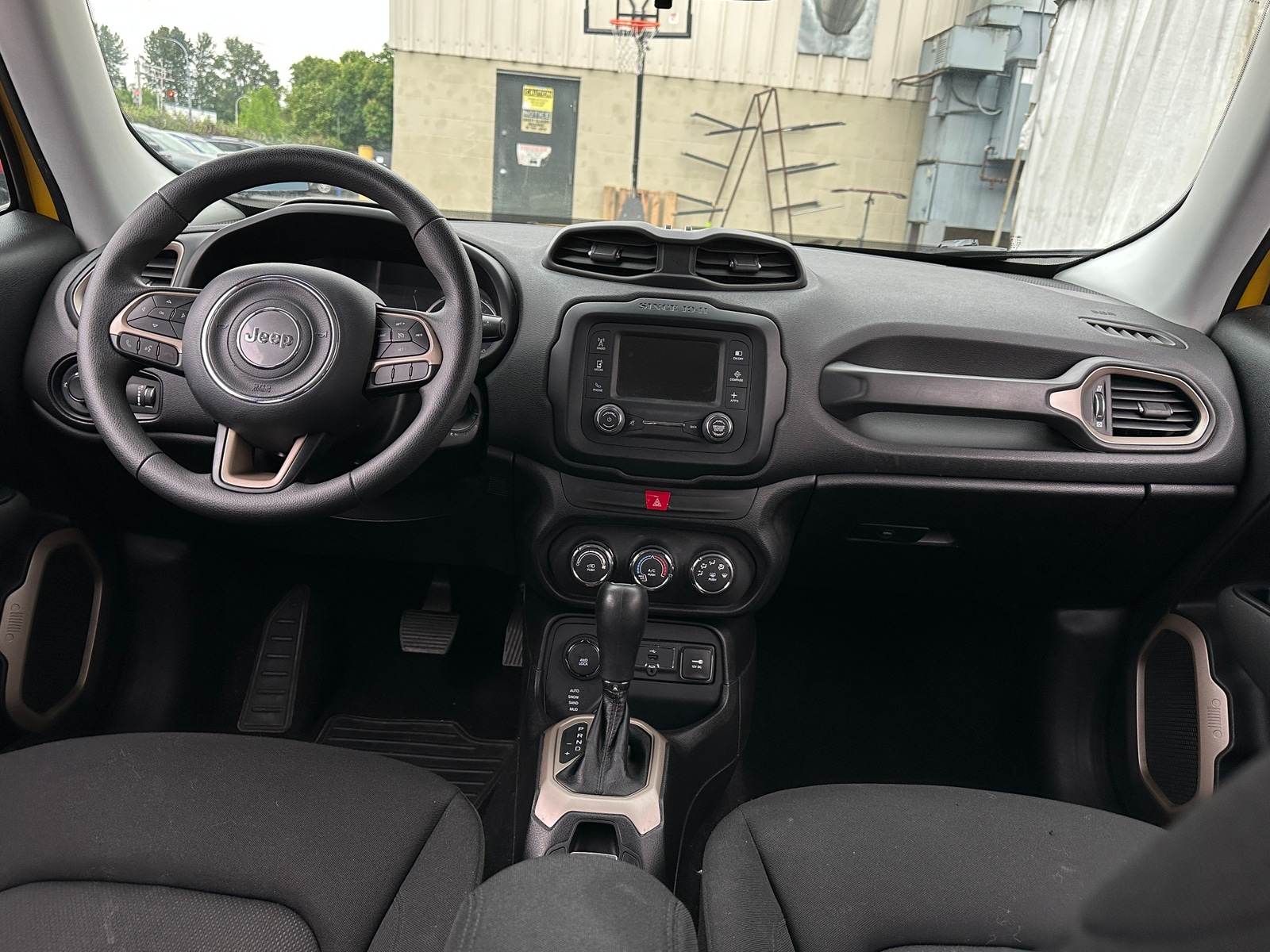 Thumbnail: 2016 Jeep Renegade - 3