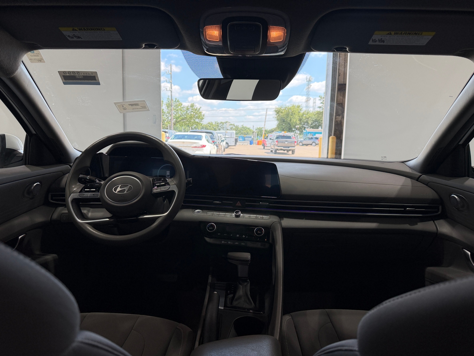 Thumbnail: 2024 Hyundai Elantra - 3