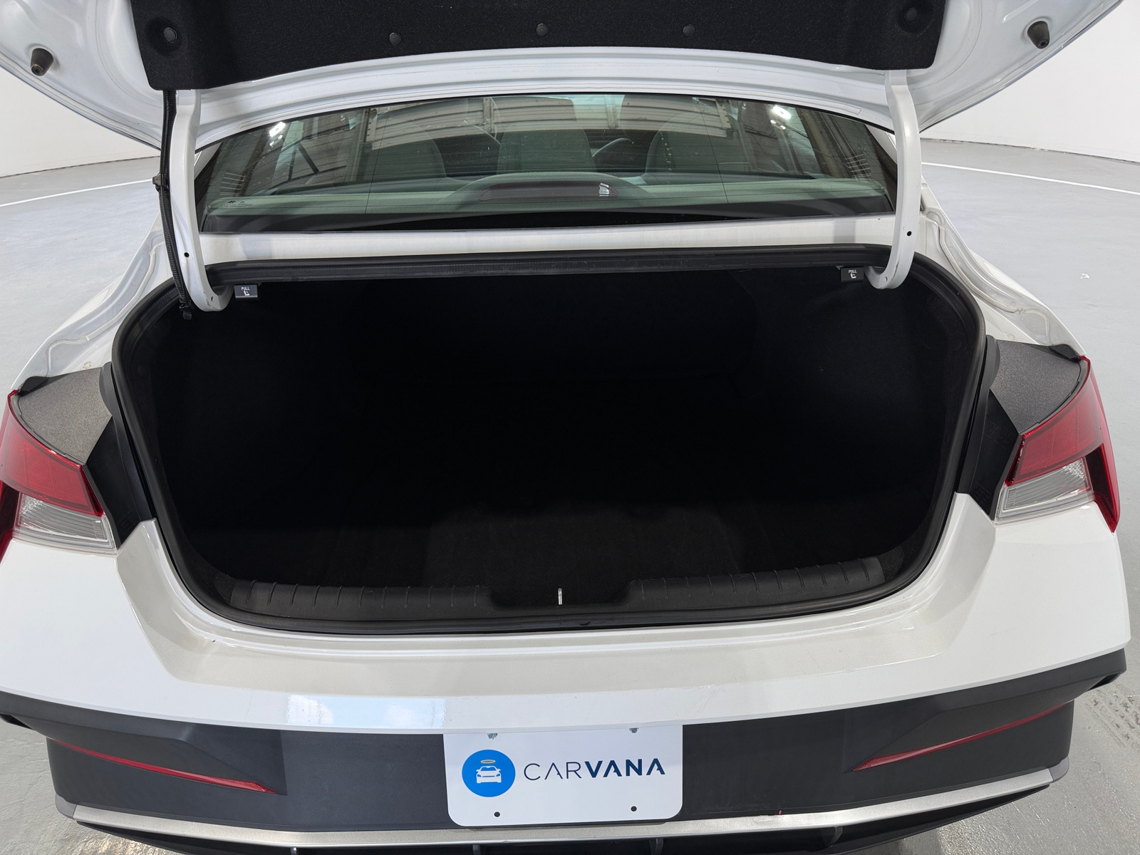 Thumbnail: 2024 Hyundai Elantra - 7