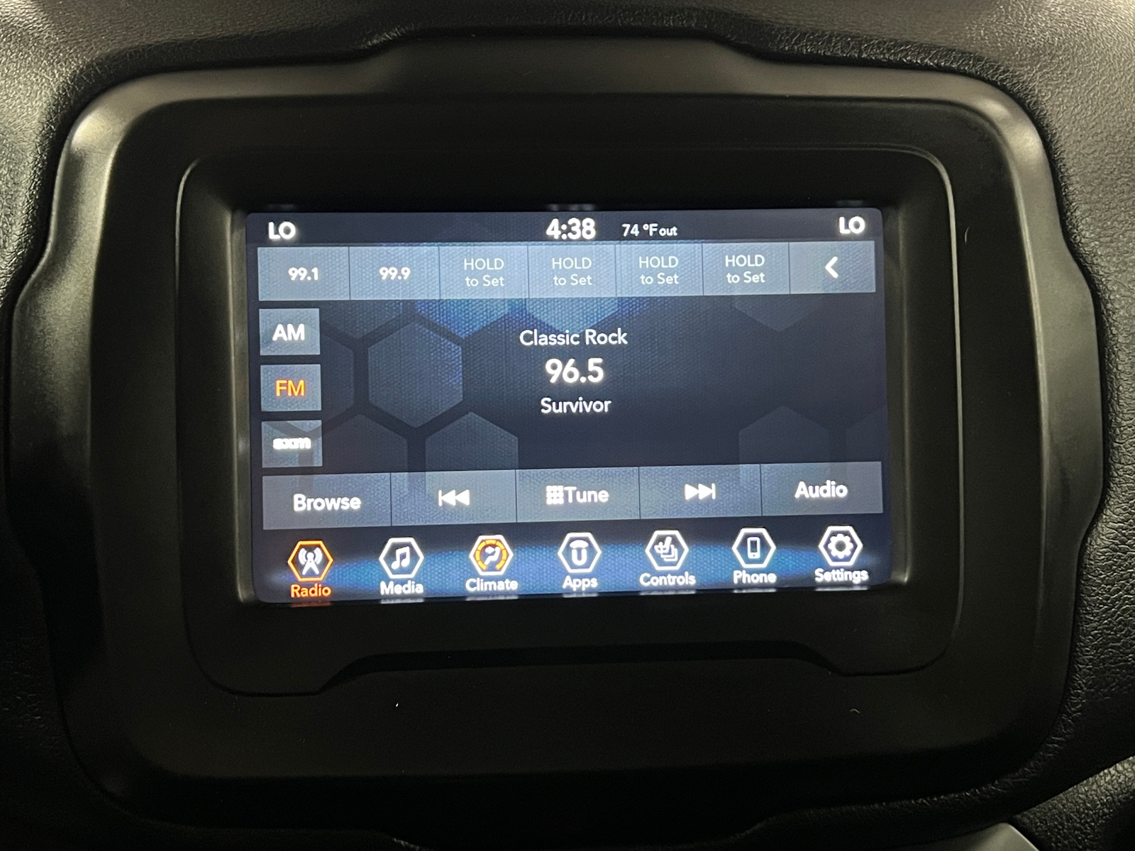 Thumbnail: 2020 Jeep Renegade - 4