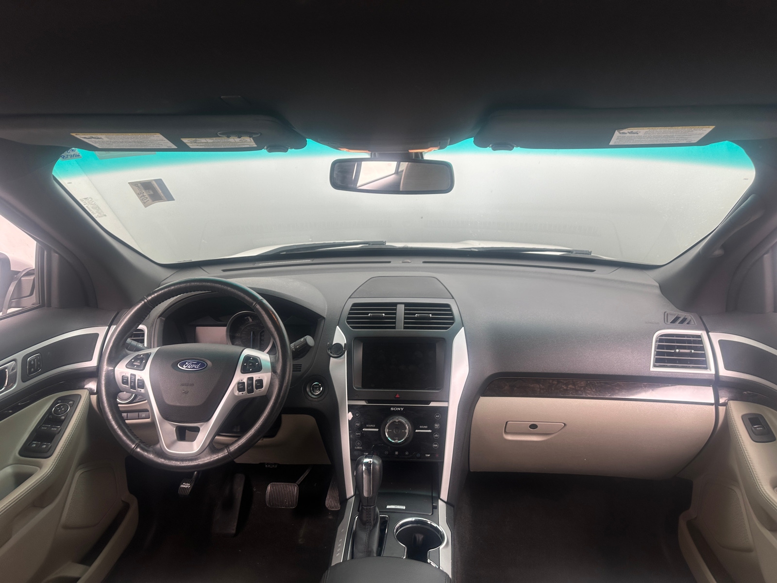 Thumbnail: 2015 Ford Explorer - 2